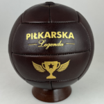 piłka retro z nadrukiem złotym , napis i logo